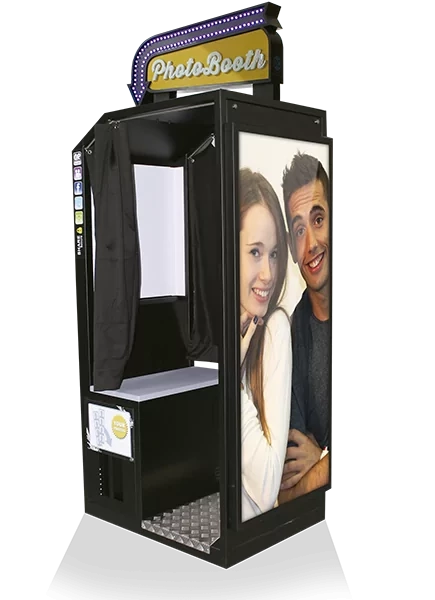 PHOTO BOOTH